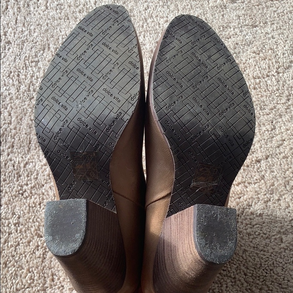 Shoes - Picture 6 of 6